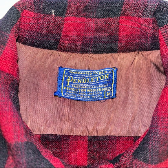 Pendleton Men’s Vintage Red & Black Buffalo Plaid Wool Flannel (M) - Picture 4 of 13